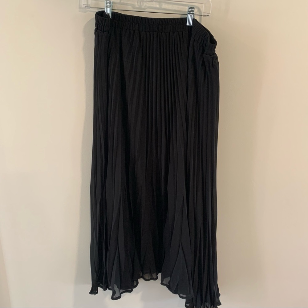 Target Pleated Skirt - Picture 1 of 1